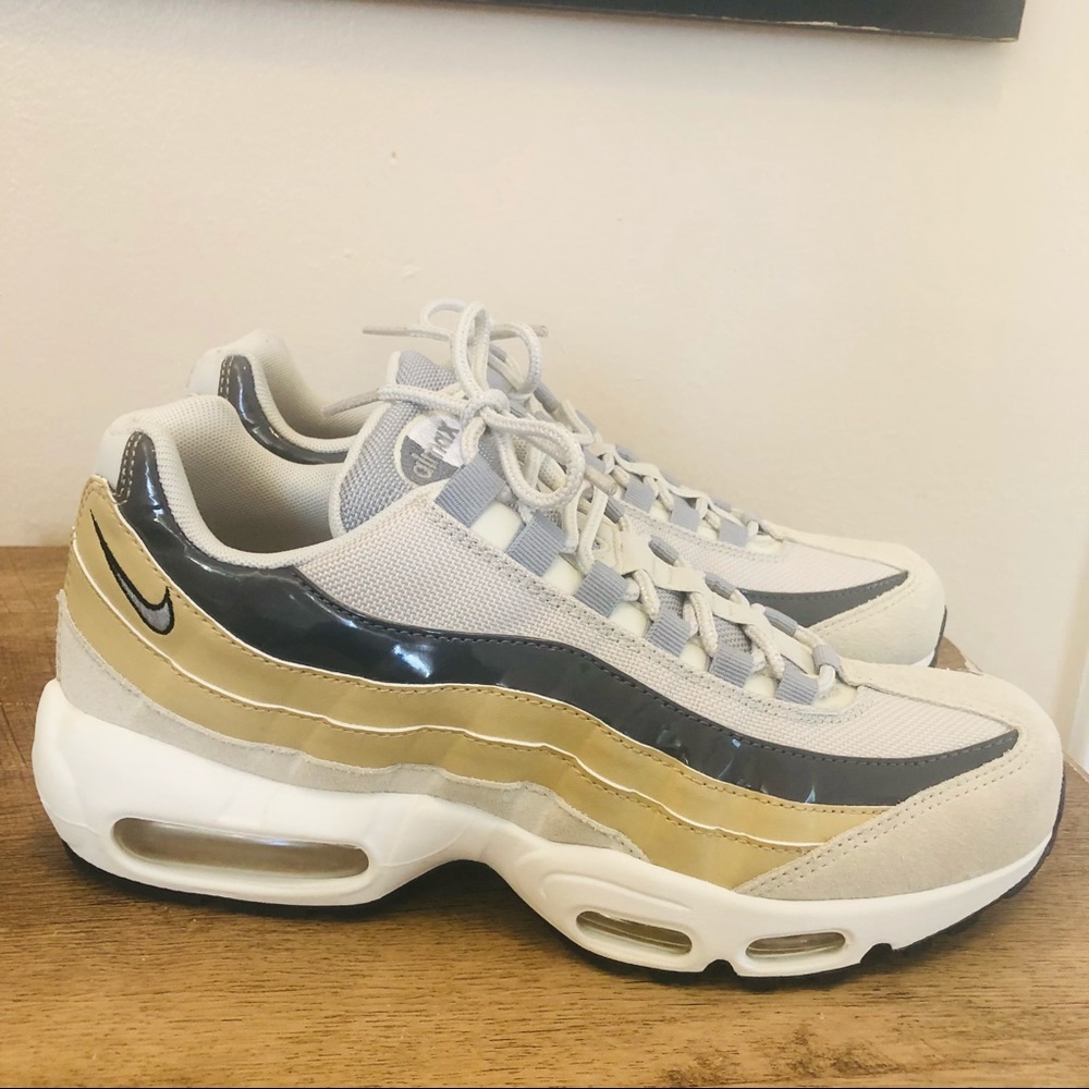 Nike Air Max 95 Women’s Light Bone Grey Sneakers